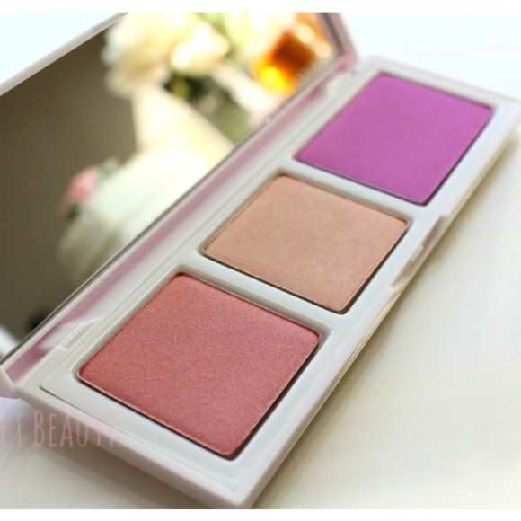 Sephora + Pantone Universe Radiant Orchard Rush Luster Cheek Sweep Palette NEW - Picture 3 of 6